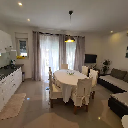 Zrno Apartment *