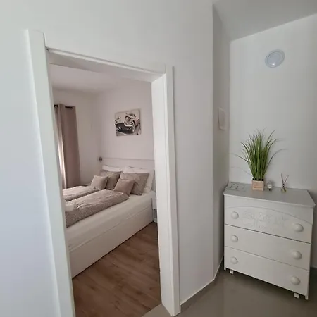 Apartment Zrno